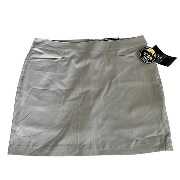 PGA Tour Dresses & Skirts - New Women’s PGA TOUR Golf Skort Size 10